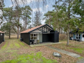 Holiday Home Hinda - 200m from the sea by Interhome, Bogø By
